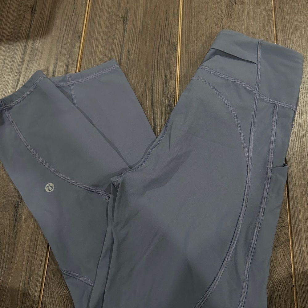 Lululemon Time To Sweat Crop 23” - Picture 1 of 4